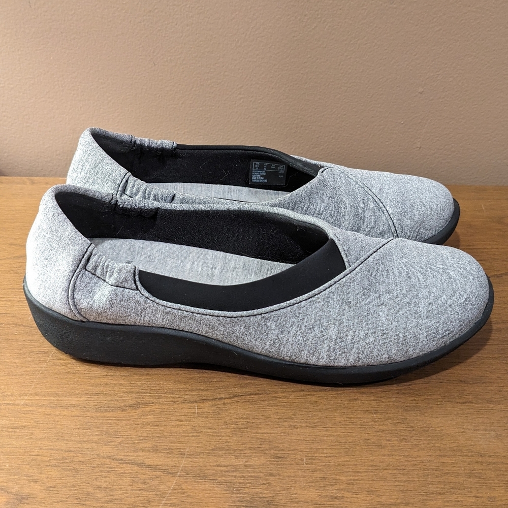 Clarks Cloudstepper Flats 6